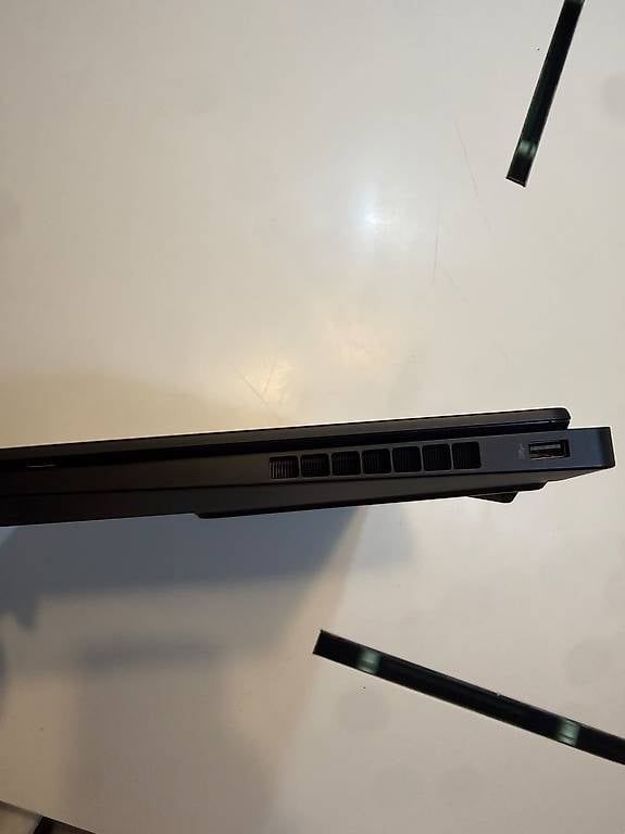 Notebook: Portatile da gaming, lavoro e scuola – Usato da Massagno venduto da bal_c7zr 4
