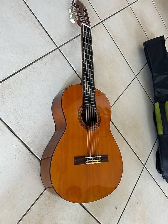 Guitare acoustique Yamaha 85cm pour enfant 2