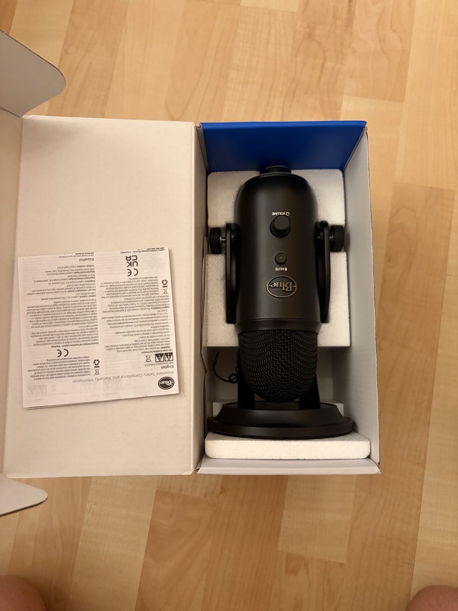 Logitech Mikrofone: Blue Yeti Microphone  – Neu (gemäss Beschreibung) aus Lachen SZ von iry_x87y 1