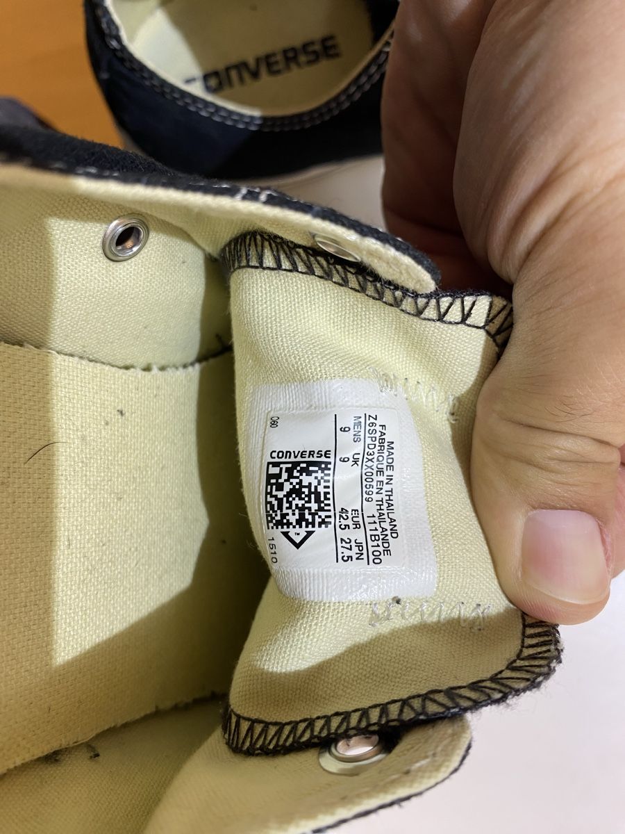 Converse Scarpe da uomo: Converse Chuck Taylor All Star schwarz Grösse 42.5 – Usato da Oberbüren venduto da Citro 1