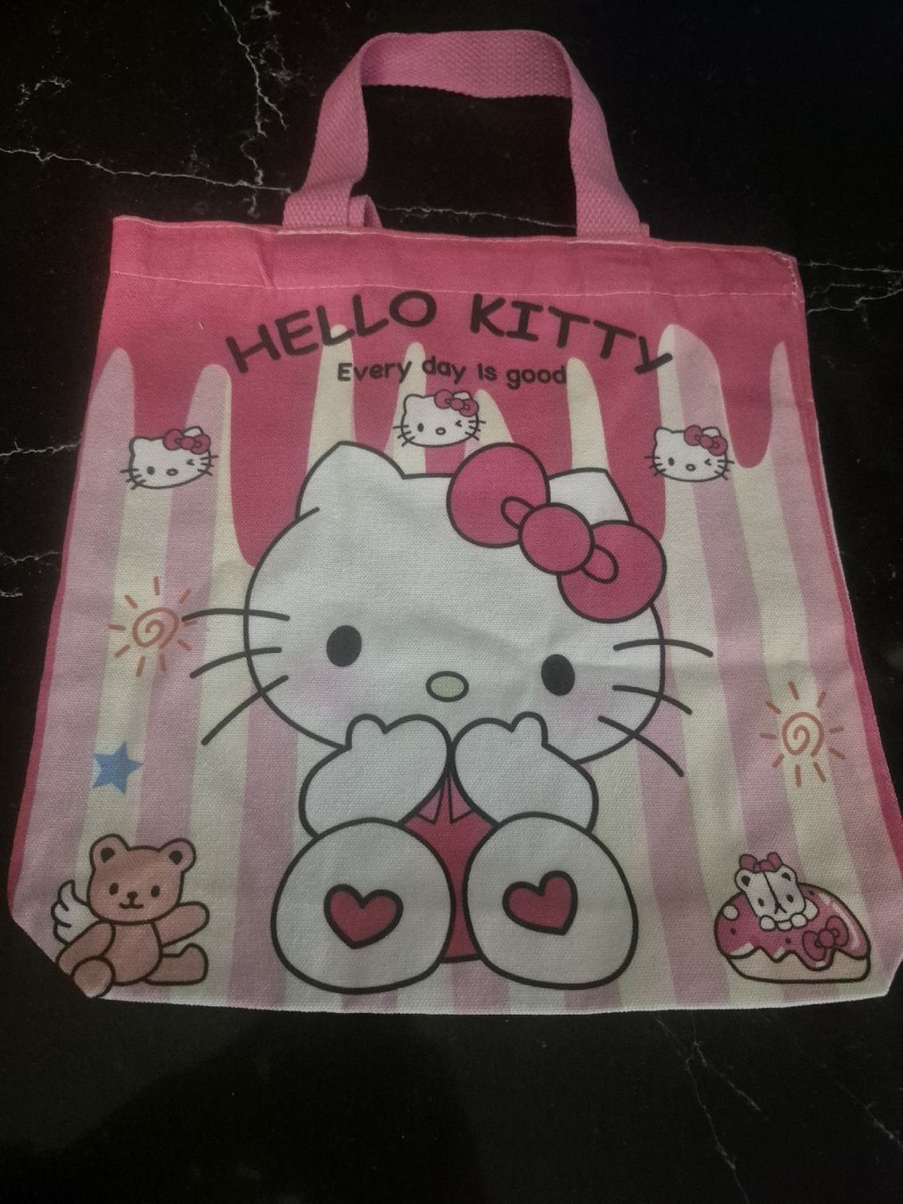 Hello Kitty Sacs & sacs à dos: Set Hello Kitty: Borsa, Bottiglia, Quaderno, Elastico – Neuf (Voir description) à Giubiasco par Stefaniav 3