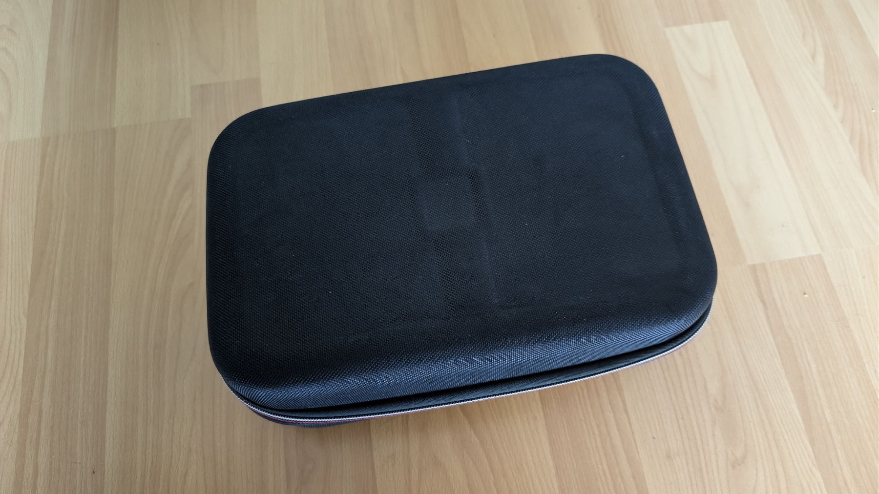 Borse: Boîtier de transport rigide pour Switch – Nuovo e nell'imballaggio originale da Peney-le-Jorat venduto da dextercheco 1