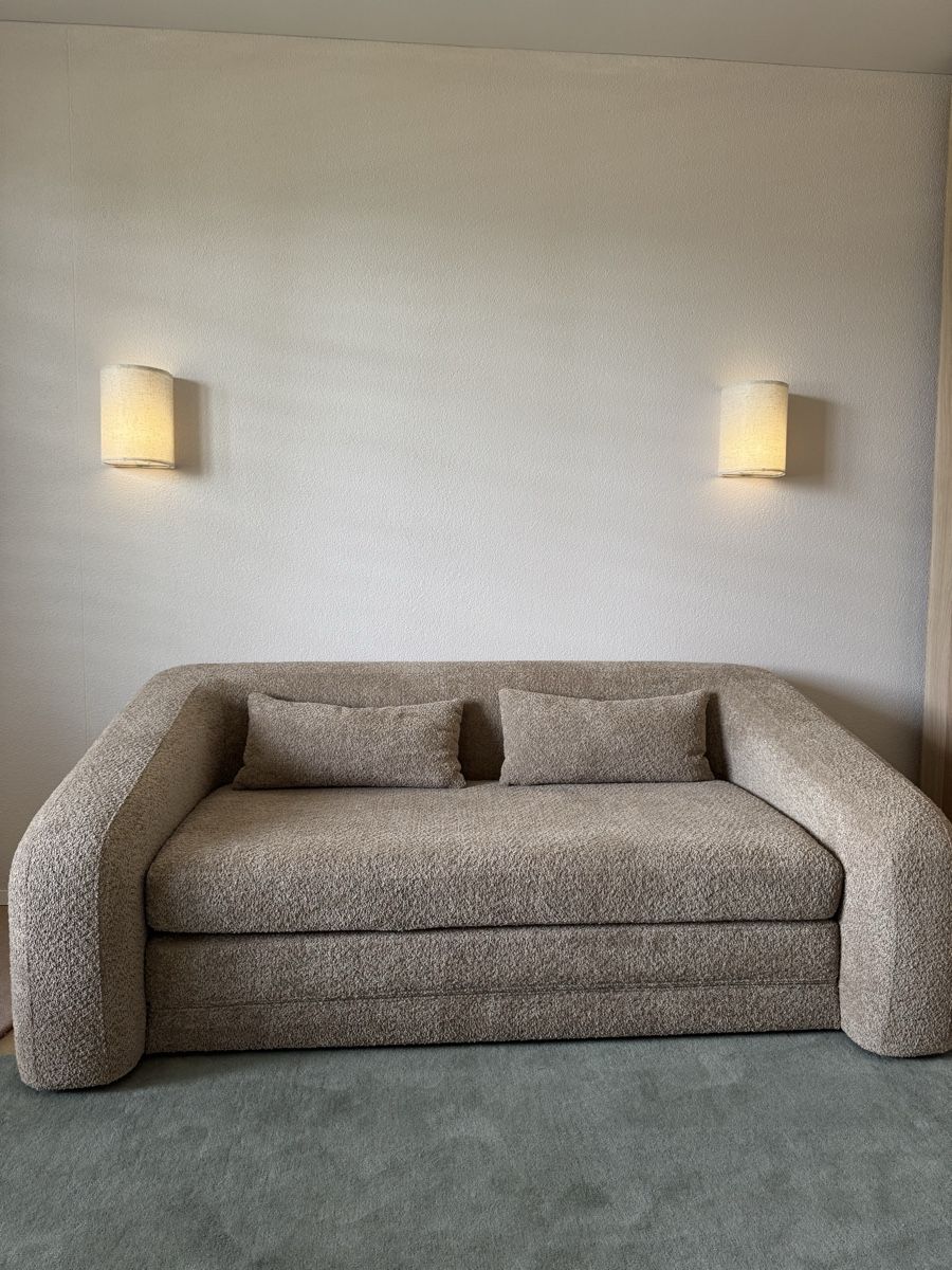 Westwing Sofas: Westwing sofa-bed  beige teddy bouclé – Gebraucht aus Küsnacht ZH von ond_6zvv 5