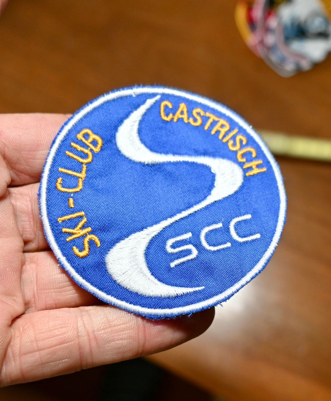 Placchette & Badge: PATCH Ski-Club Castrisch  BADGE – Usato da Pfaffhausen venduto da mono_rec