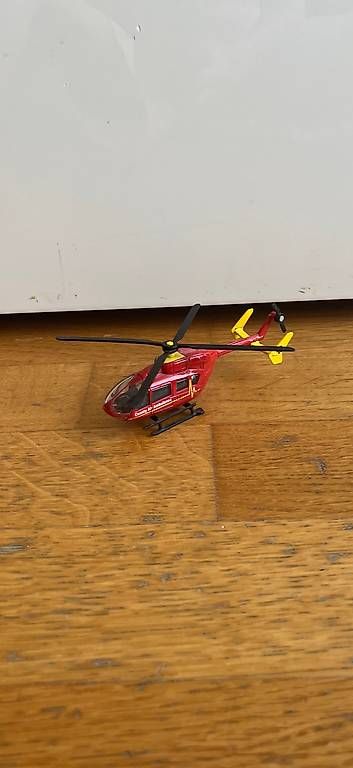 Kit di modellismo & Modellini statici: 2 kleine Helikopter – Usato da Muri b. Bern venduto da sibube3000