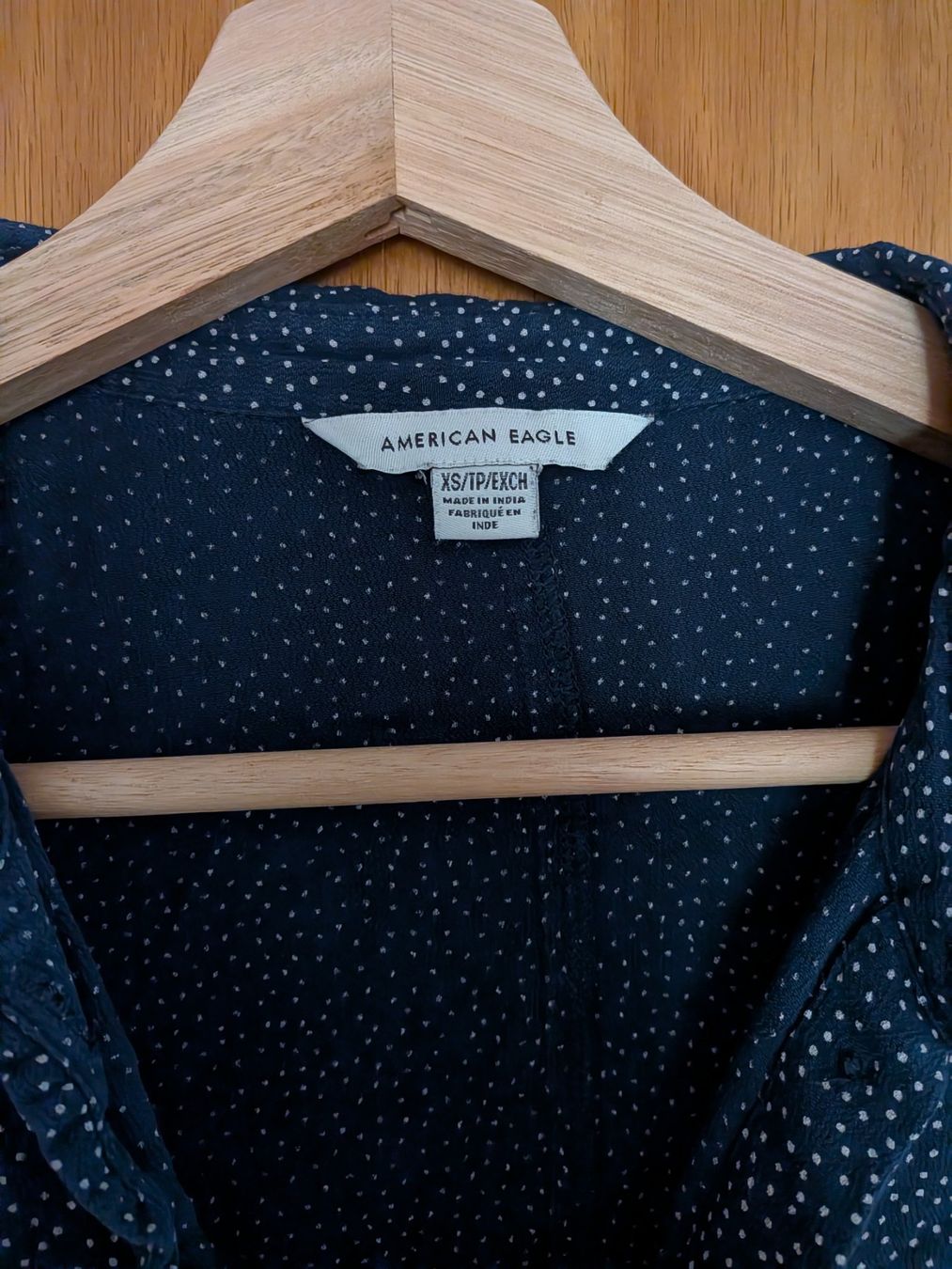 Chemisiers: American Eagle Hemd dunkelblau gepunktet – D'occasion à Winterthur par sha_r2k2 1