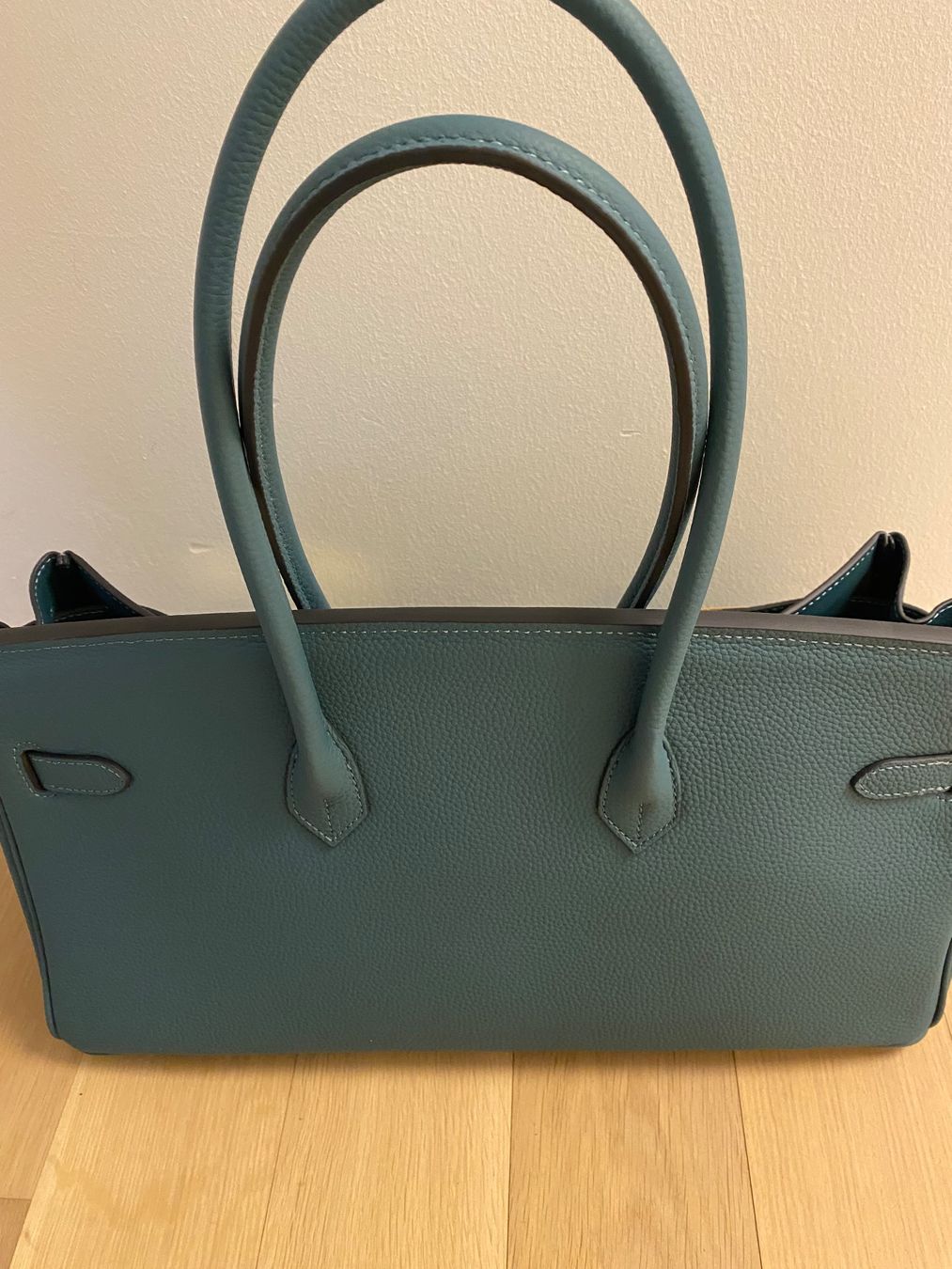 Borse da donna: Lederhandtasche neu in Jeansblau – Nuovo e nell'imballaggio originale da Neerach venduto da Sessi22 1