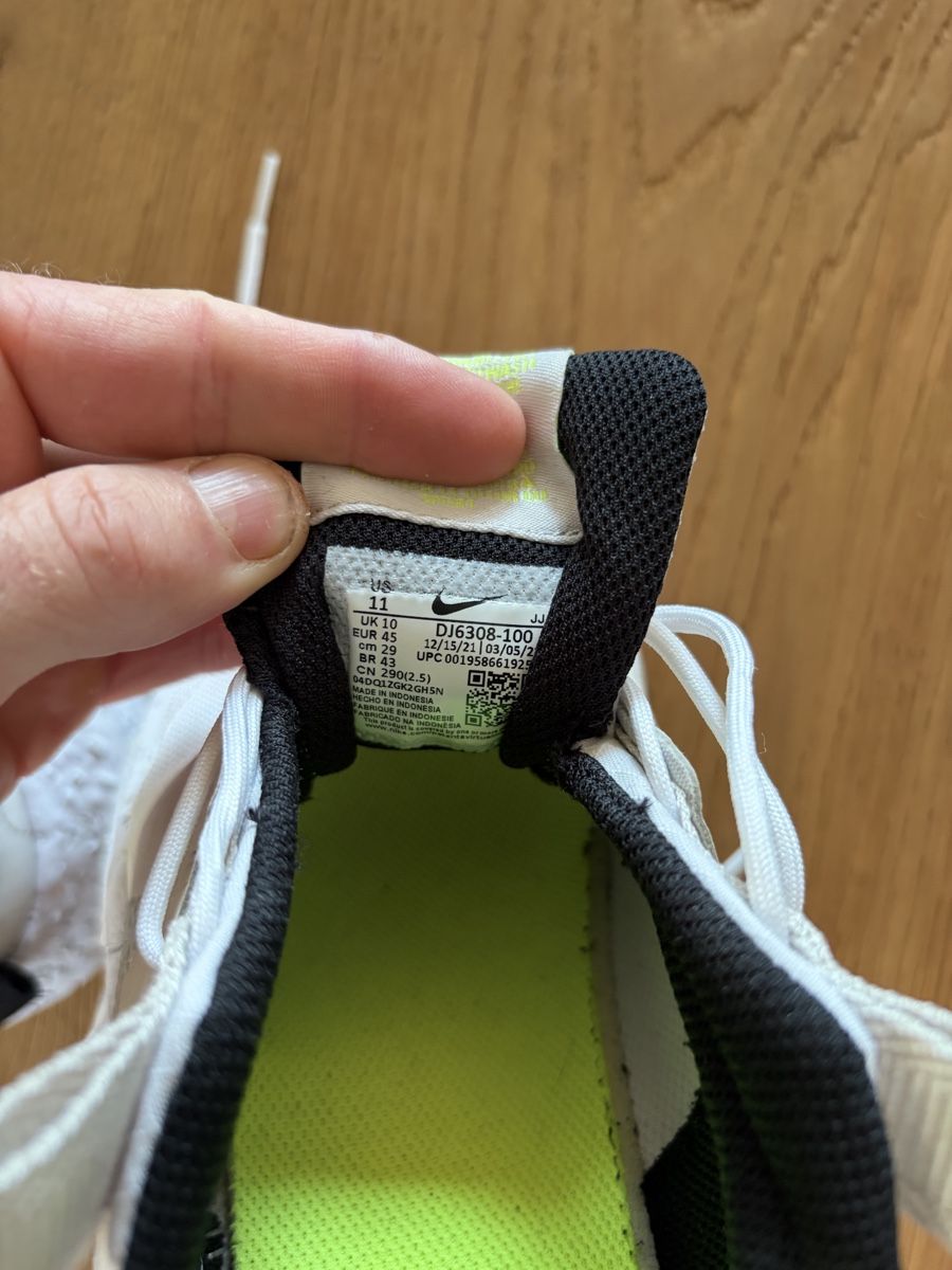 Nike Chaussures hommes: Nike Turnschuhe Grösse 45 – D'occasion à Bühl BE par evomir 3