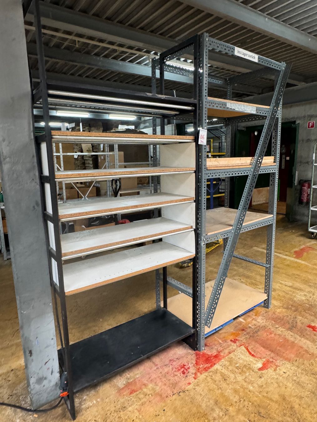 Scaffali: 816 Posten Lagerregal 2x aus Liquidation – Usato da Derendingen venduto da Meisterstuecke 1