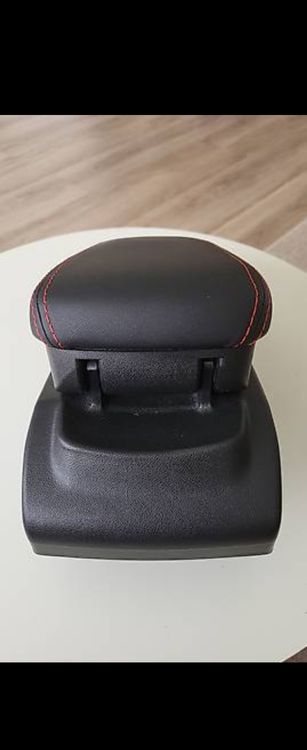 Peugeot Toutes les pièces auto: Peugeot 2008 Armlehne – Neuf (Voir description) à Küttigen par ACURA86 1