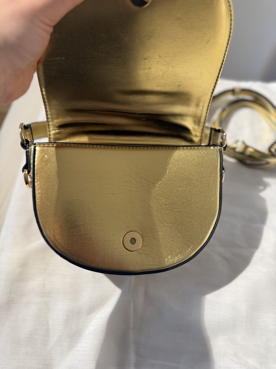 Versace Borse da donna: Versace Goldene Tasche – Usato da Schlieren venduto da ana_ribeiro19 3