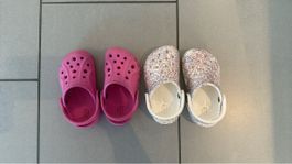 2 Paar Crocs Kinder