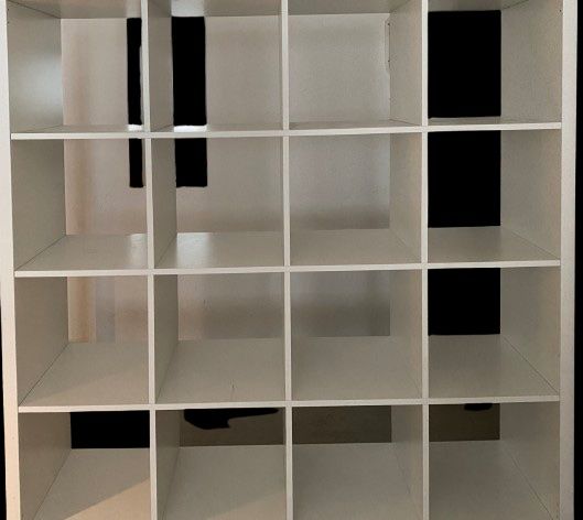Ikea Scaffali: Ikea KALLAX 4x4 Regal weiss guter Zustand ✅ NP 149 CHF – Usato da Zürich venduto da Gamecards 1