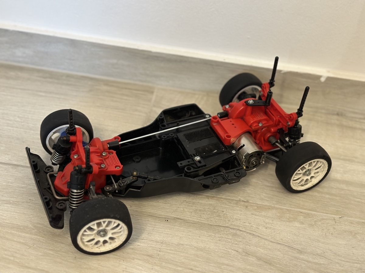 Tamiya RC Modellbau: Tamiya TA02 – Gebraucht aus Spreitenbach von