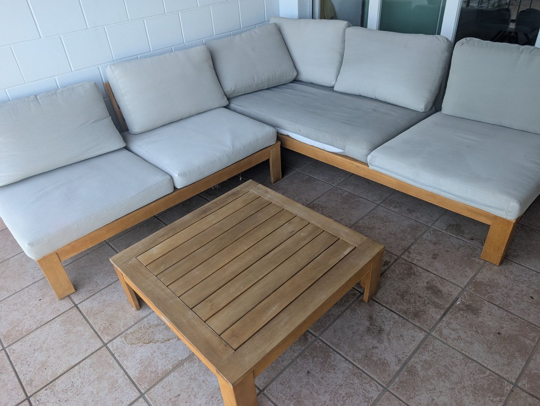 Giardimo Set di tavolo e panche: Lounge - Giardimo Classic Wood – Usato da Aristau venduto da raf_z8m6 1