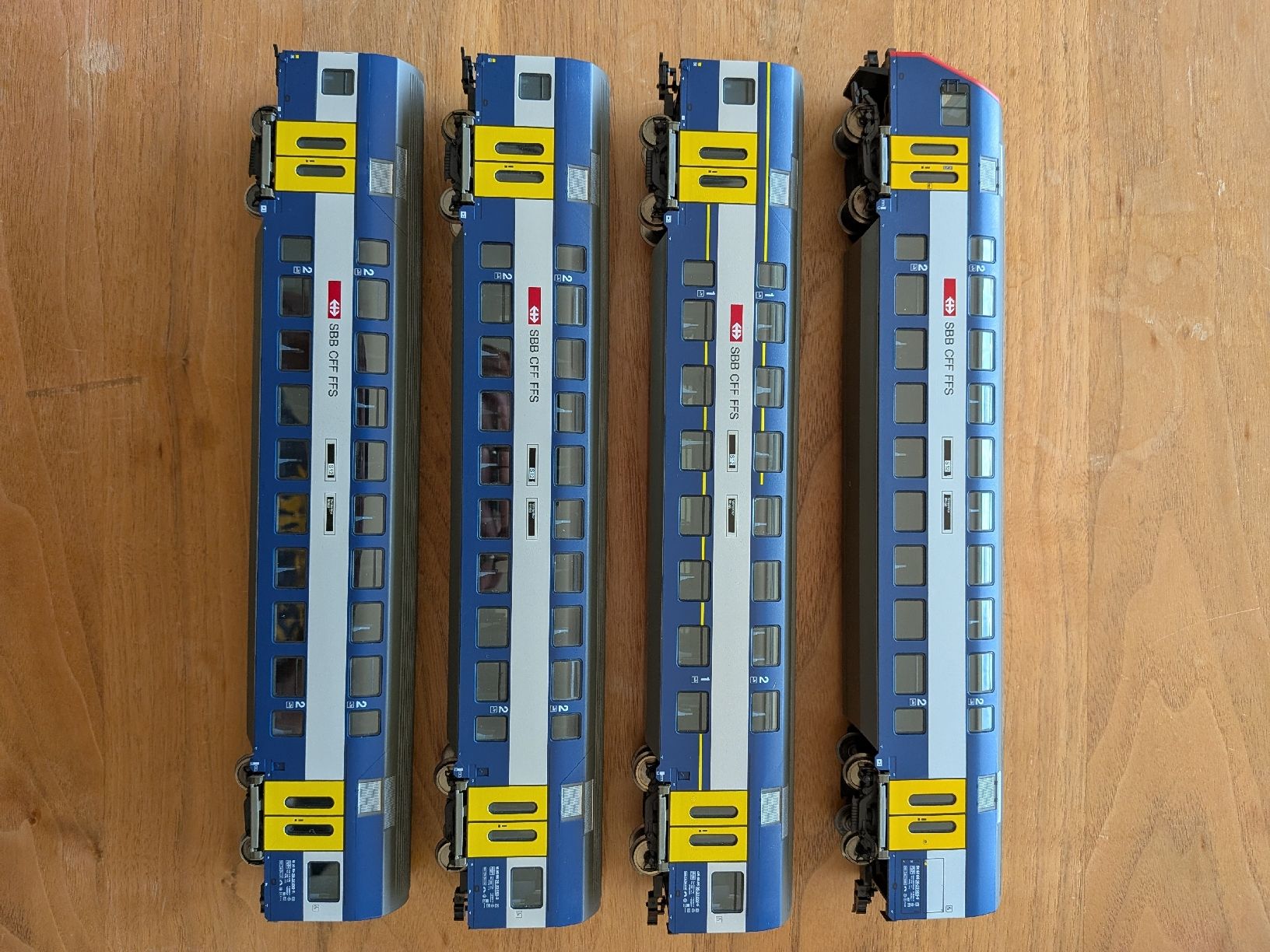 Fleischmann Modellini di ferrovie: Zürcher S-Bahn Wagen  – Usato da Rebstein venduto da Sstuderus 1