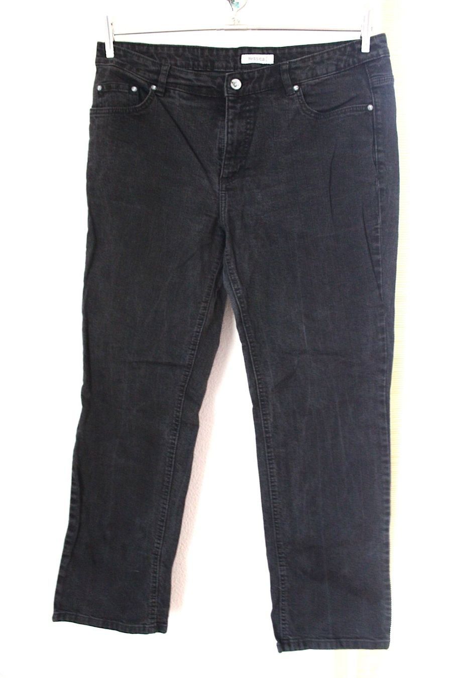Jeans: Kaum getragene Schwarze Jeans , Gr. 44. – Usato da Locarno venduto da madame-tus-sauds 2