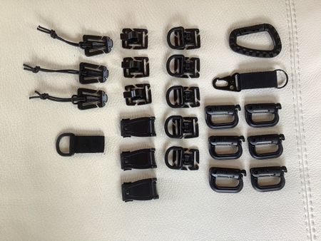 Sangle, clips et boucles de sac à dos/de randonnée, noir