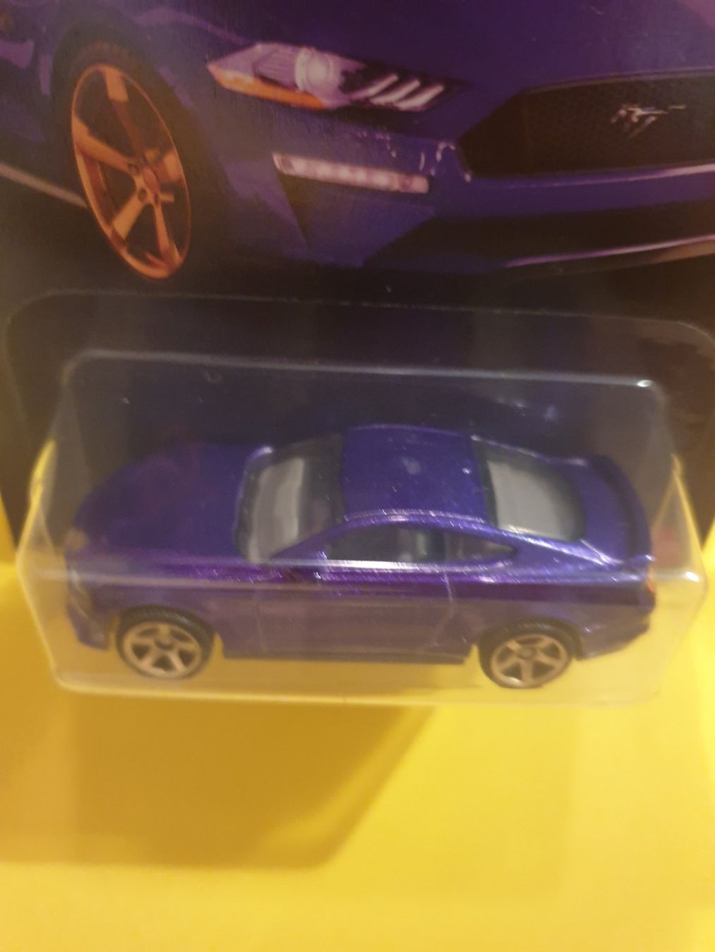 Matchbox Modellini d'auto: Matchbox 2019 FORD MUSTANG COUPE – Nuovo e nell'imballaggio originale da Oftringen venduto da Rotor 3