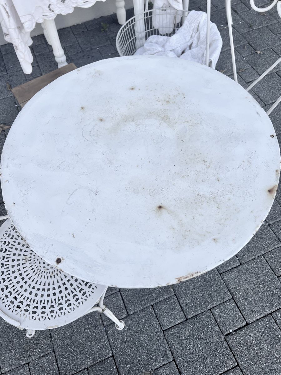 Tavoli: Metalltisch Gartentisch rund Blechtisch – Usato da Sirnach venduto da dasrosahaus 2