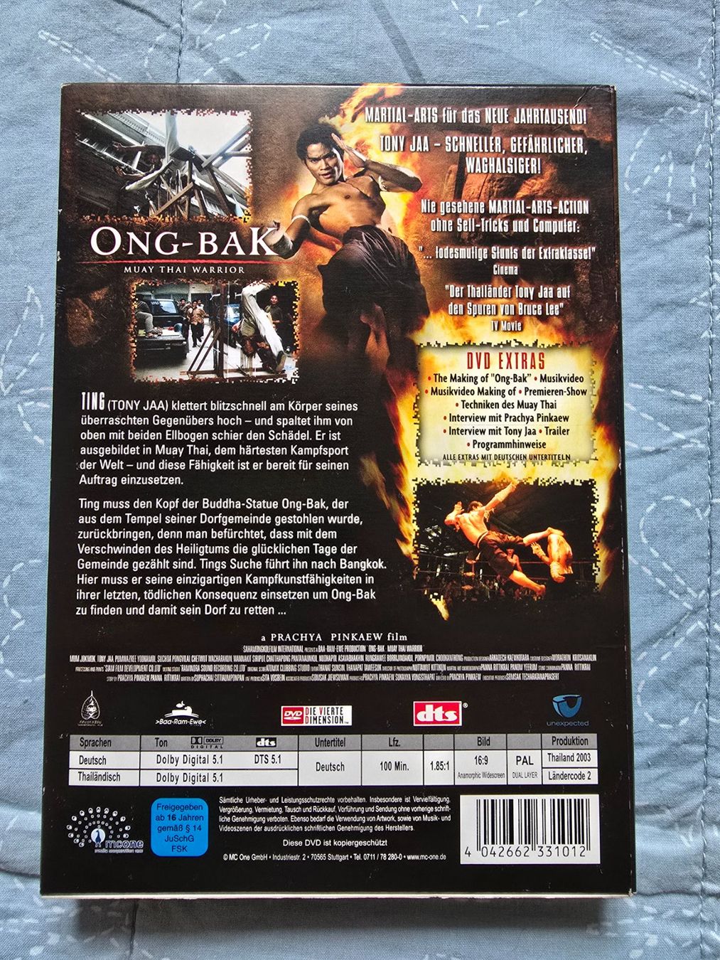 Tutti i DVDs: Ong-Bak Special Edition 2 Disc-Set – Usato da Luzern venduto da silvermoon12 1