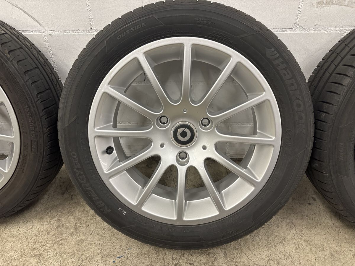 Pneus & Roues: Smart Felgen mit Reifen   – D'occasion à Wallenwil par Mueller842 2