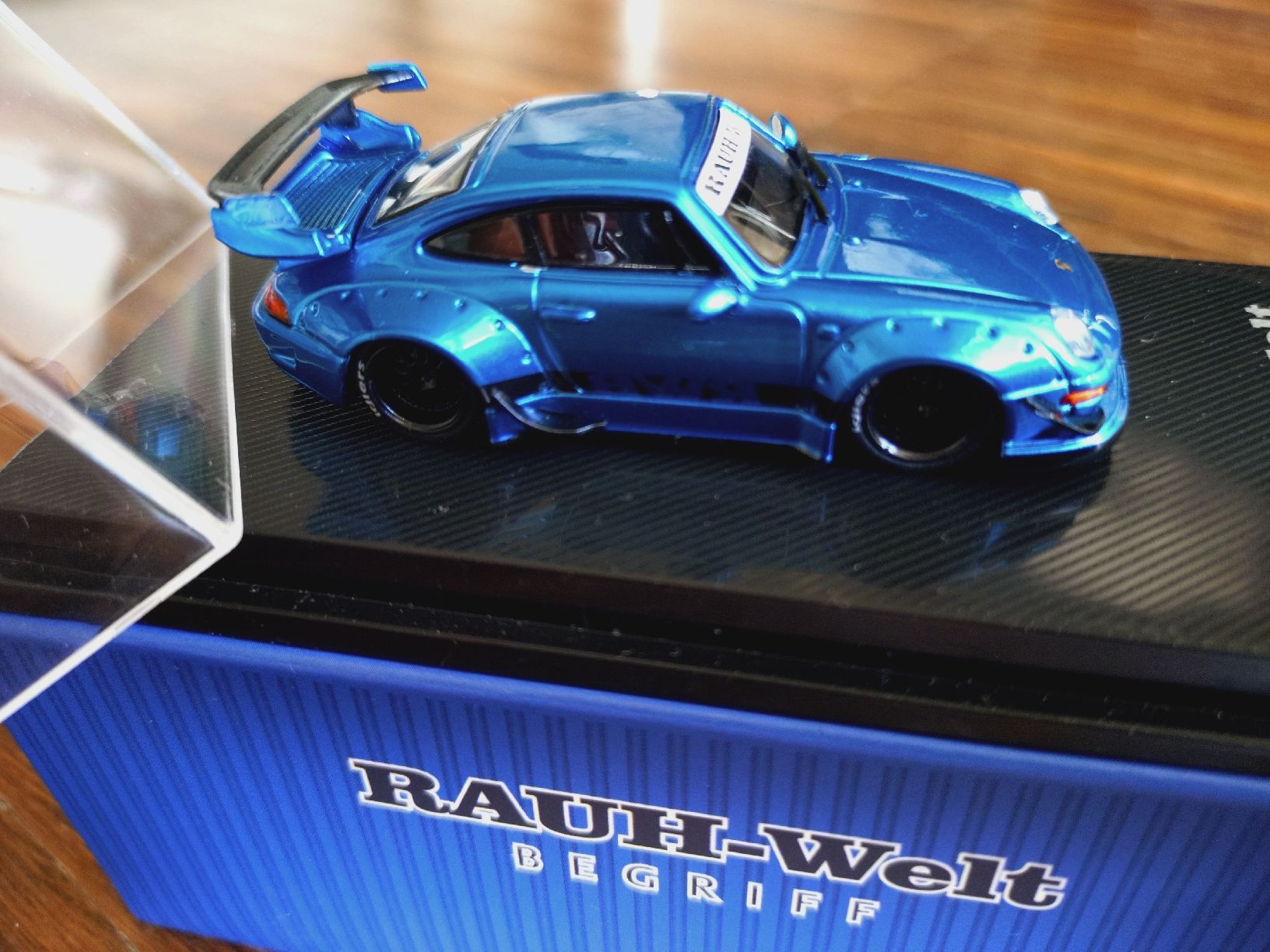 Porsche Voitures modèles: RWB Porsche 911 Diecast 1/64 – Neuf (Voir description) à Zürich par DiecastDude