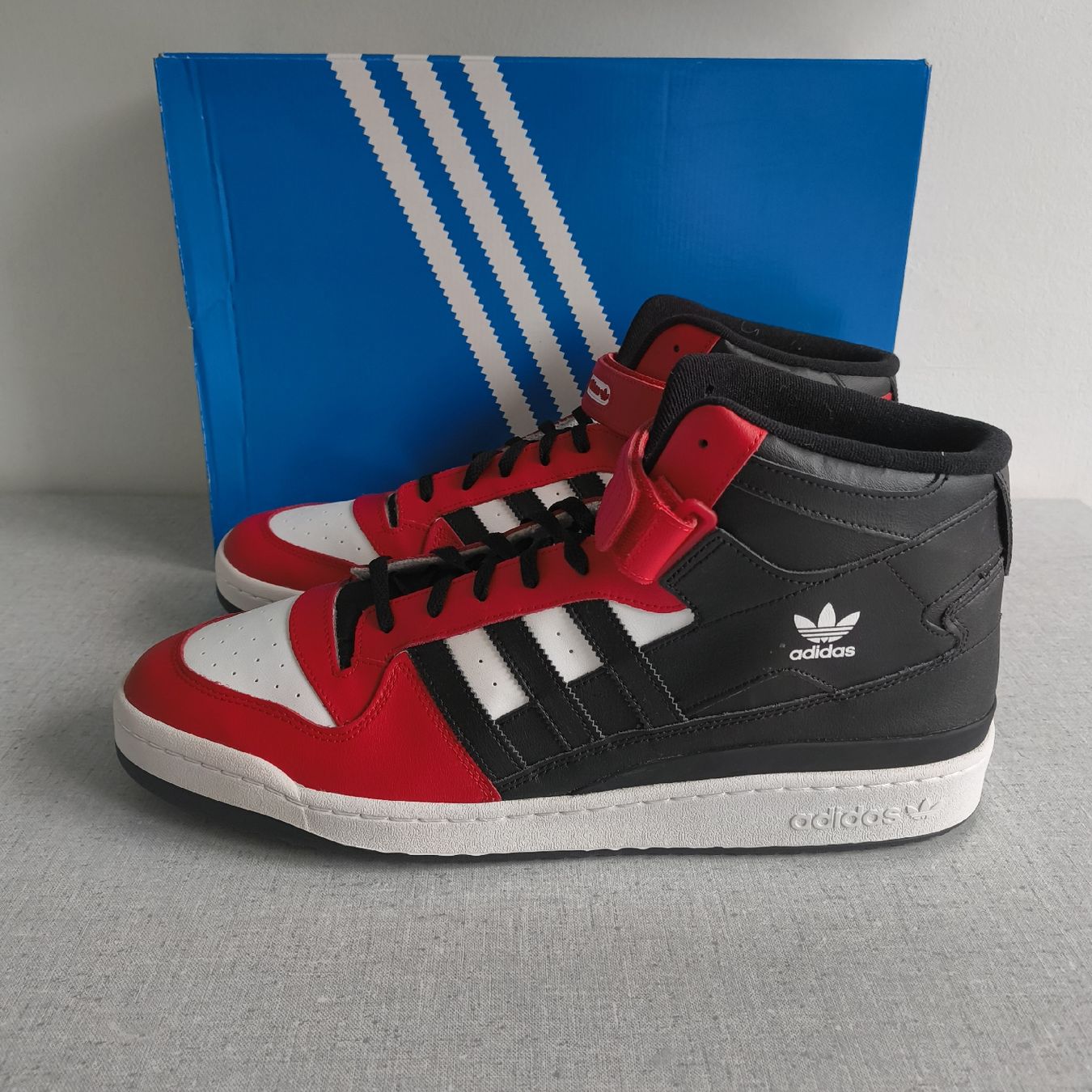 Adidas Herrenschuhe: Adidas Forum Mid Sneaker Gr. 54 2/3 – Neu und originalverpackt aus Uitikon Waldegg von PJLS1 2