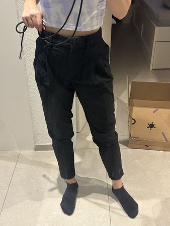 Monki Hose Schwarz Gr. 34, wie neu,
