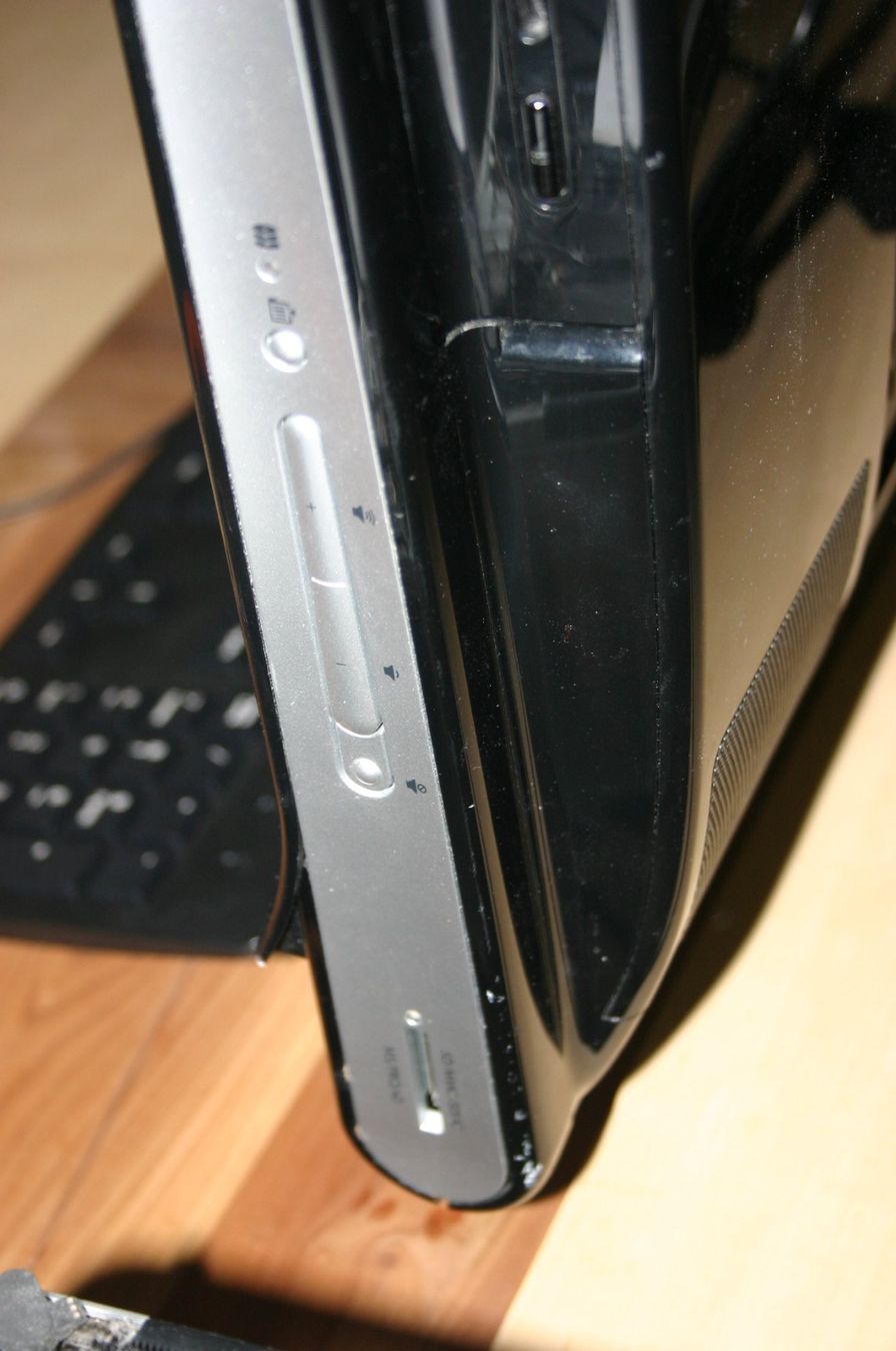 Hewlett Packard PC: HP Touchsmart 600 AIO All In One mit SSD und Windows 11 – Usato da Stettlen venduto da Bigjm 3