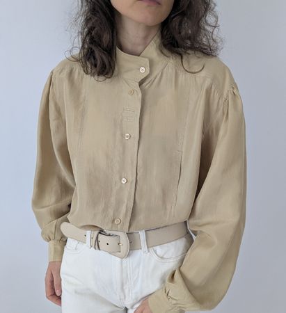 Bluse Seide beige Grösse M/L mit Flecken und Nahtfehler