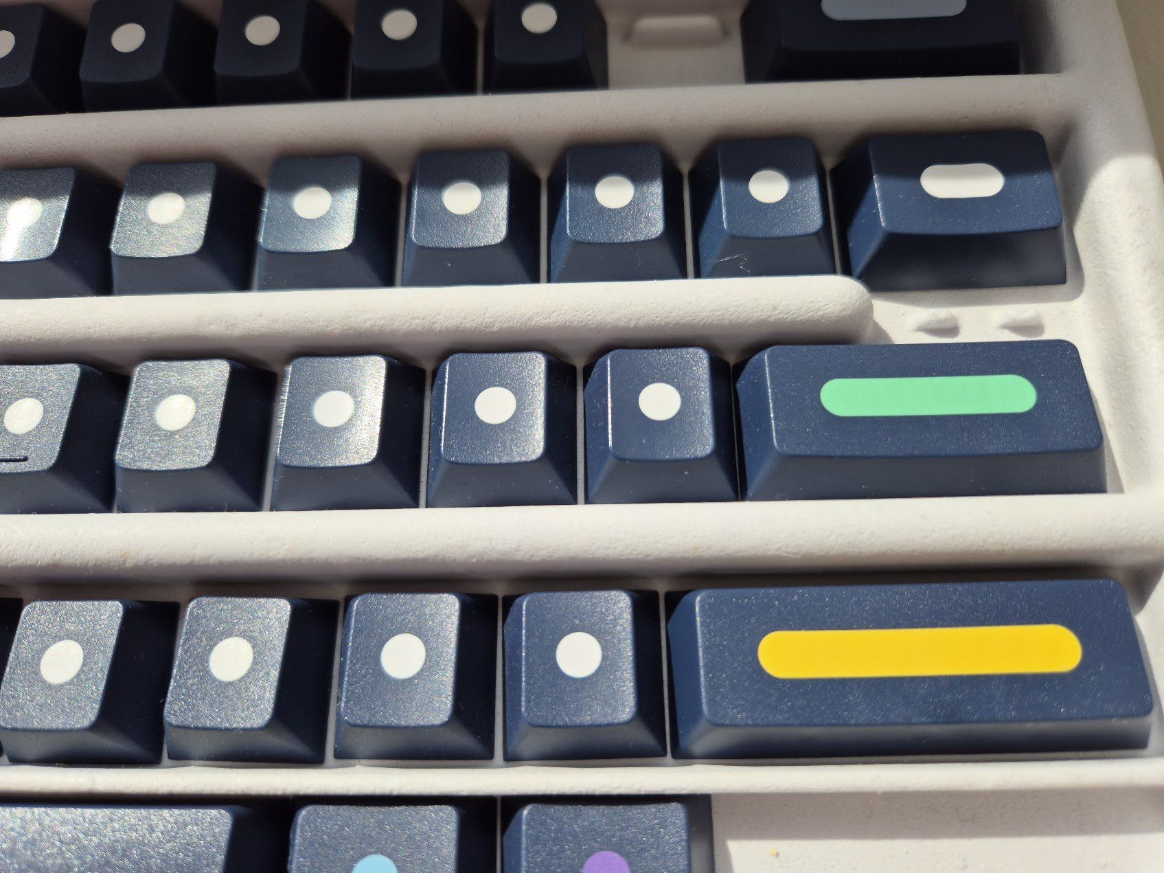 Claviers: GMK Dots 2 Dark Base Keycaps – D'occasion à Romanshorn par Rn222 5