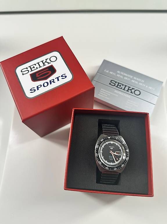 Orologi: Seiko SRKP17 Sport limitierte Edition – Usato da Oberhofen Thun'see venduto da porsche64 2