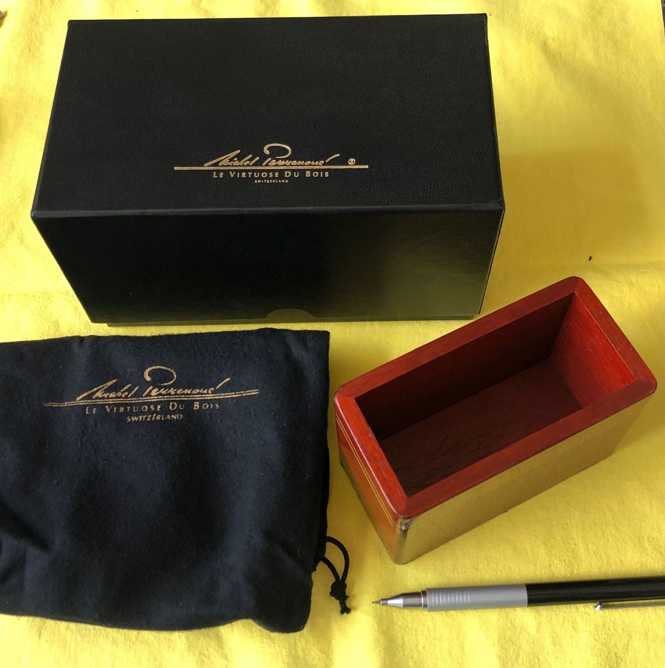Penna & Evidenziatori: Luxe Porte Stylo – Nuovo e nell'imballaggio originale da la Chaux-de-fonds venduto da Ichiyen