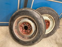 2 Räder mit Reifen 5.00 - 15 / Landwirtschaft - Traktor