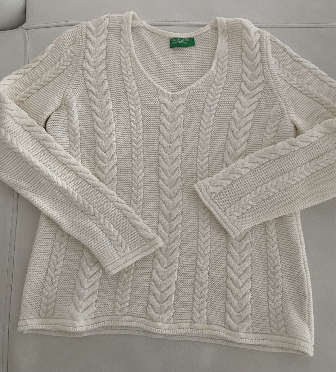 Benetton Pullover & Sweatshirts: Benetton Pullover 🌸 – Gebraucht aus Opfikon von Luis144 2