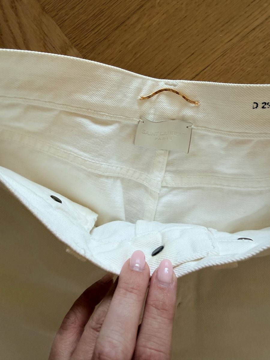 Saint Laurent Jeans: Saint Laurent Straight Jeans size 24 – Gebraucht aus Meilen von ana_nln9 1