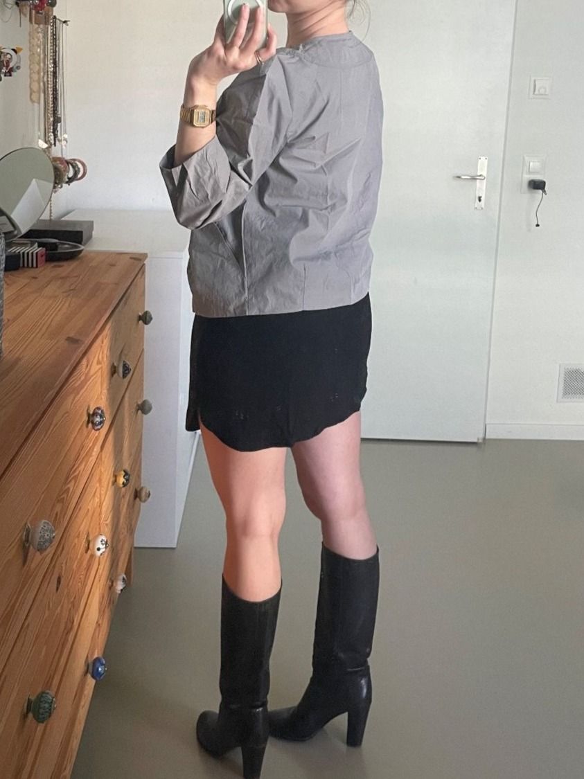 H&M Jacken: Graue Bomberjacke H&M Gr. 38 / Veste grise courte – Gebraucht aus Zürich von AnnaSa 2