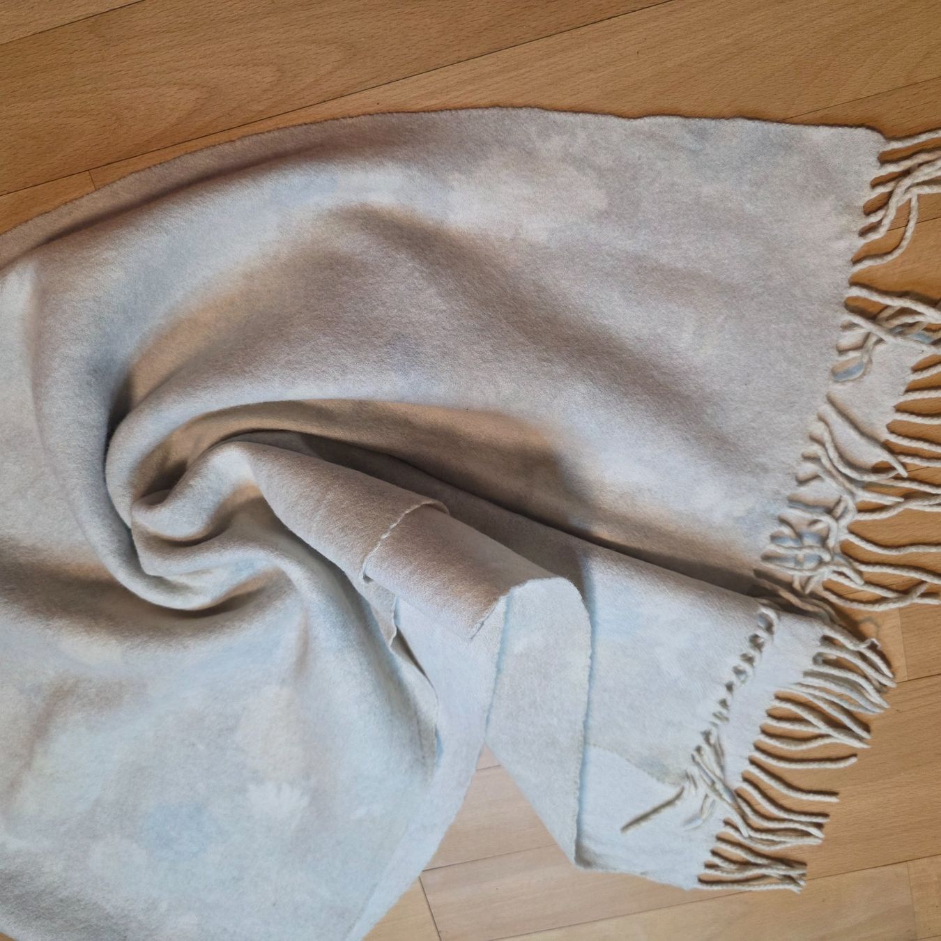 Foulard & Sciarpe: Vintage LAMBSWOLL Schal grau hellblau – Usato da Wald ZH venduto da CapLux 4