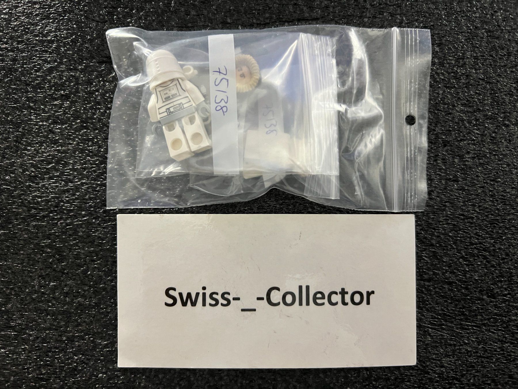 Lego Kit di costruzioni: Lego Star Wars 75138 Hoth Attack – Nuovo (secondo la descrizione) da Birmensdorf ZH venduto da Swiss-_-Collector
