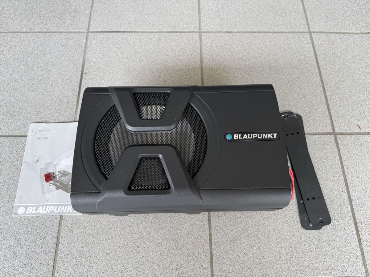 Blaupunkt Casse acustiche: Subwoofer Blaupunkt 240W – Usato da Wohlen AG venduto da Ricowi