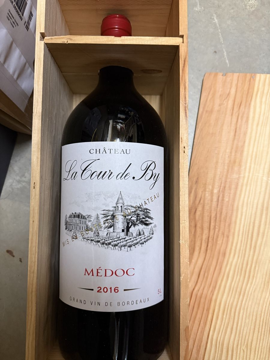 Vino: Chateau la Tour de By - 2016- 5 lt – Nuovo e nell'imballaggio originale da Troinex venduto da Airain 2