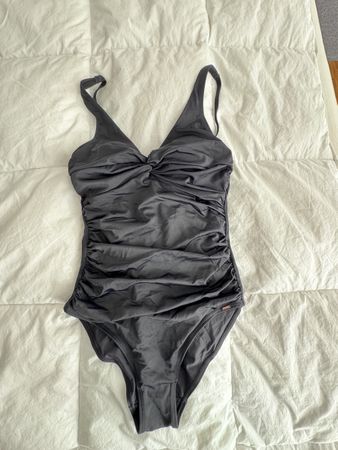 Chic One-Piece Swimsuit - Size M - Black Color