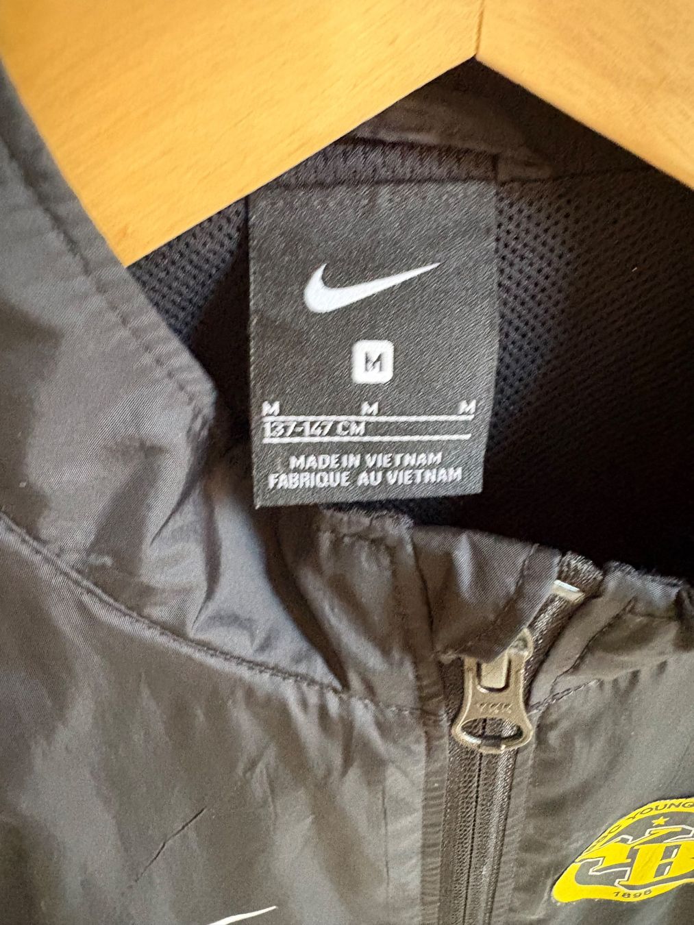Jacken: YB Regenjacke Kidscamp – Gebraucht aus Belp von mikemaru 1
