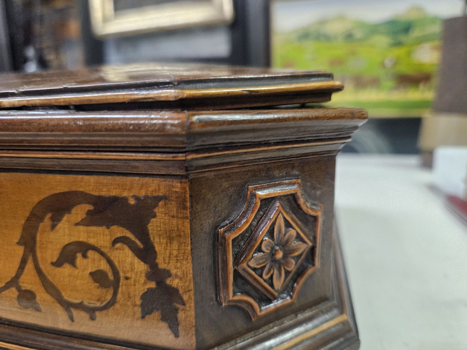 Cassapanche: truhe  schatulle museumsreif – Difettoso da Schwellbrunn venduto da Omega-alpha 5