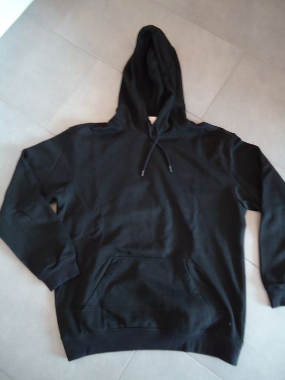 H&M Pulls & Sweat-shirts: Schwarzer Hoodie von H&M , Gr. S, Relaxed Fit – D'occasion à Thun par Nortshore0