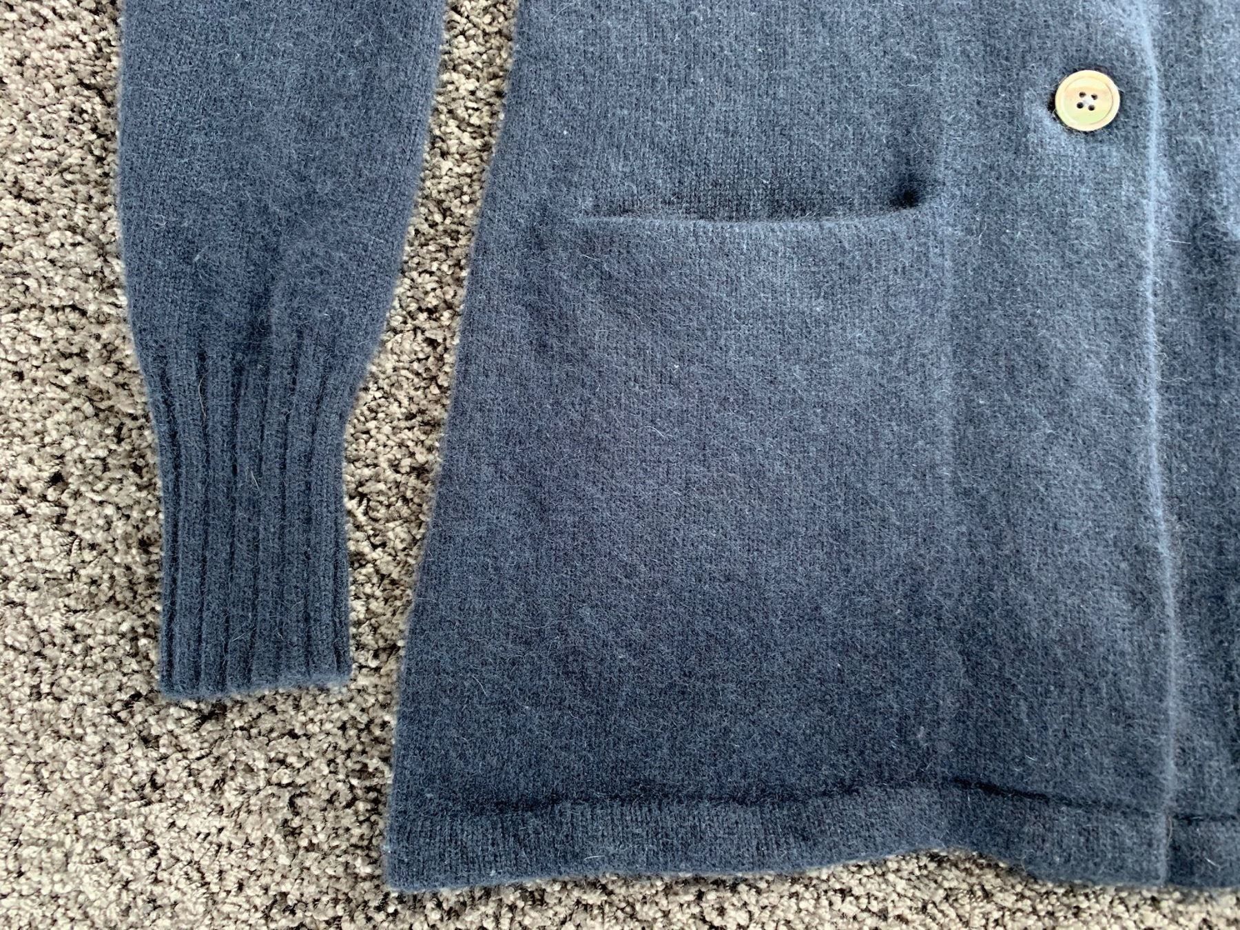 Hemisphere Pullover & Sweatshirts: ❗️Hemisphere: Cahmere Cardigan, Gr.34 – Gebraucht aus Riken AG von AFM123 4