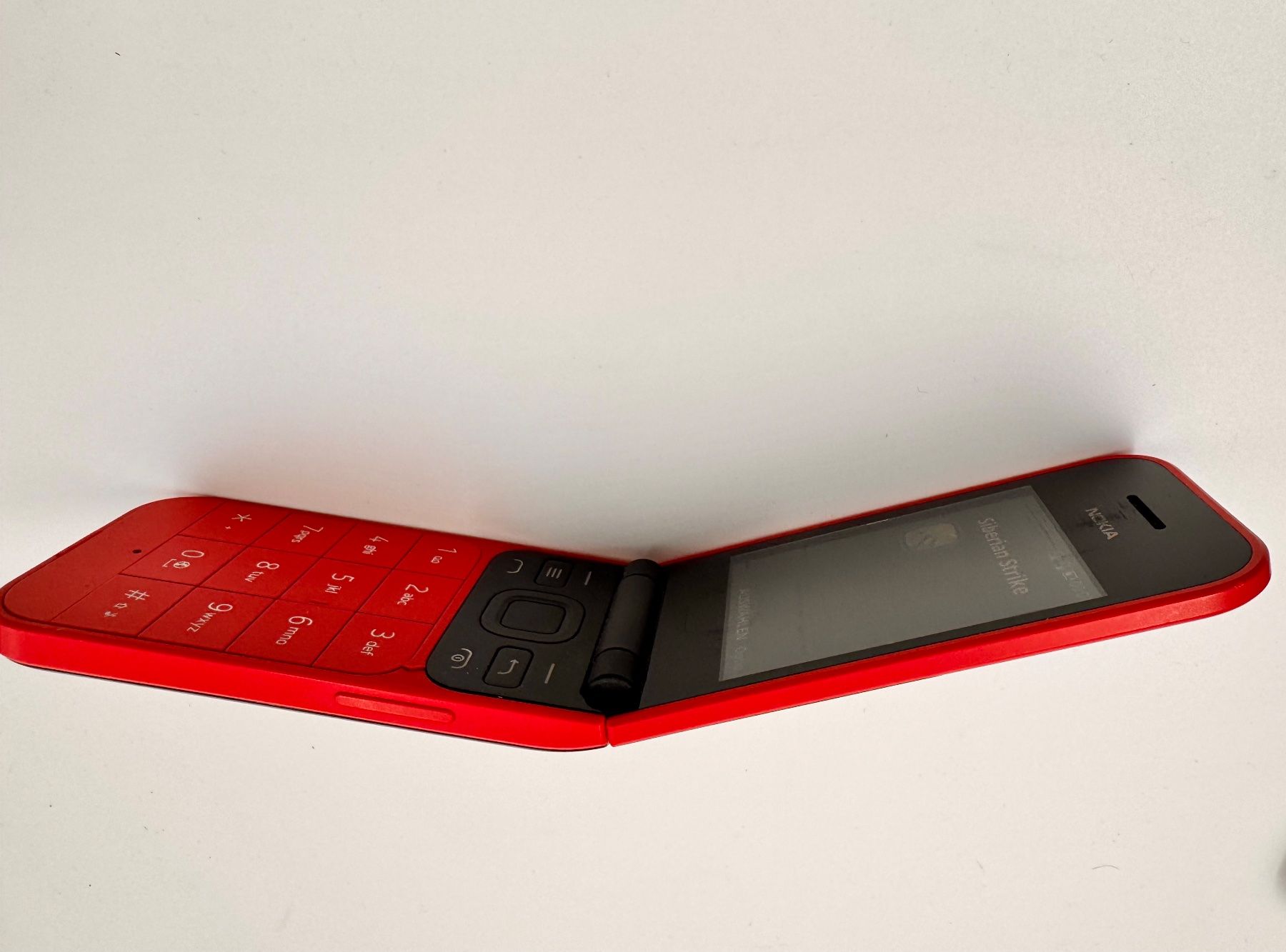 Nokia Portables: Nokia 2720 Flip 4G Dual SIM – D'occasion à Hermetschwil-Staffeln par Mobile2013 7