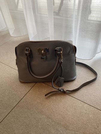 DKNY Handtasche, hellblau, gut erhalten, Top Zustand!