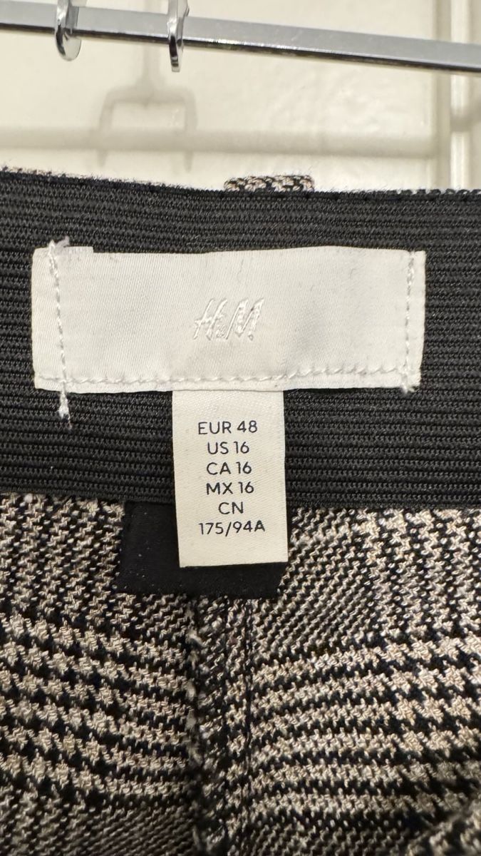 H&M Pantalons: Slacks, kariert, Gr. 46/48 – D'occasion à Luzern par bettygreen 2